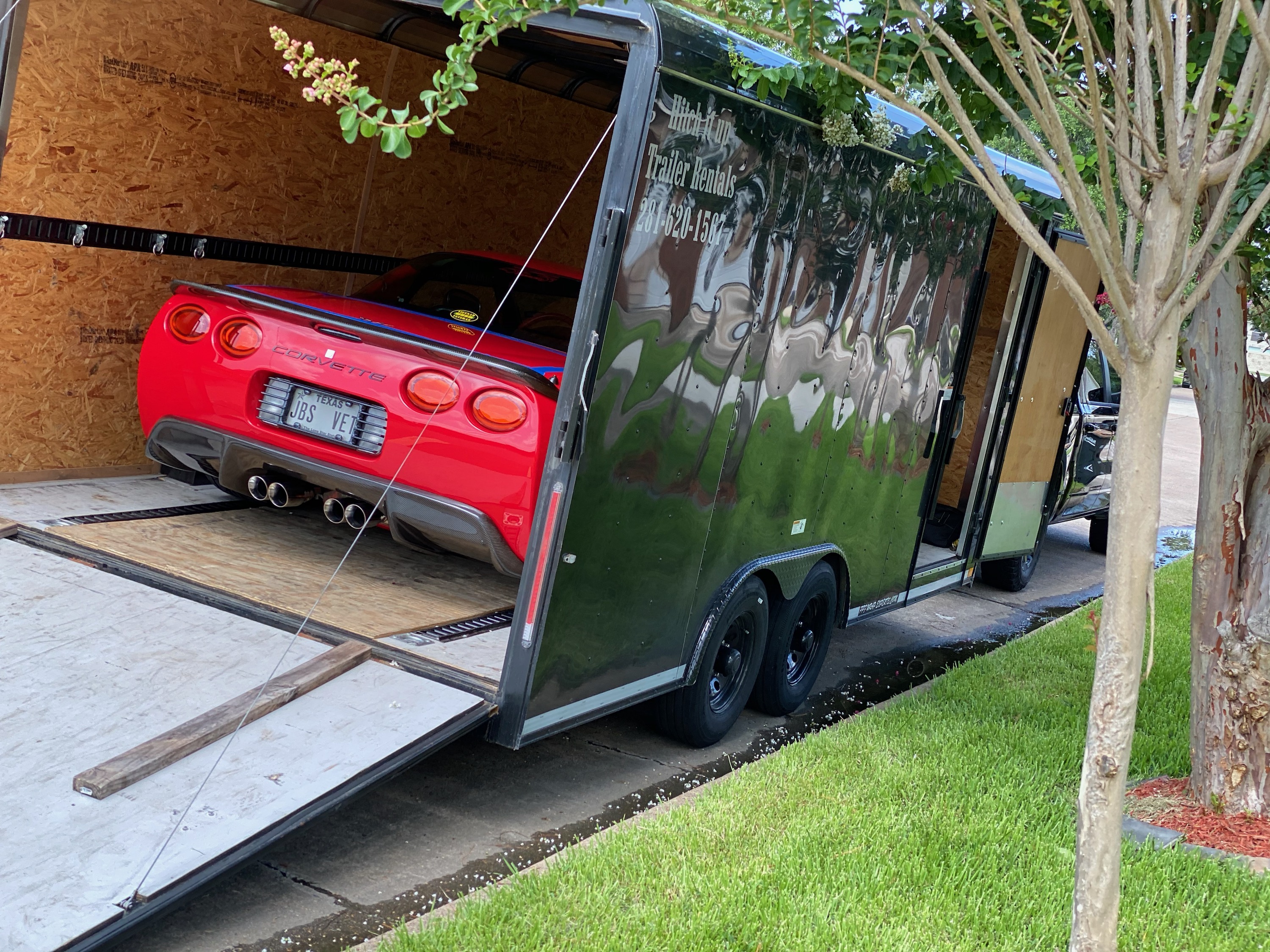 18'x8.5' Enclosed Trailer thumbnail 2 - interior cargo area